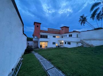Casa de 4 habitaciones, Cuernavaca · Casa en Renta en San Cristobal