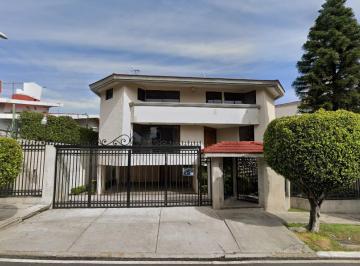 Casa de 4 habitaciones, Cuajimalpa de Morelos · ¡Inmueble en Remate Bancario, 784 m² Superficie de Terreno y 4 Habitaciones en Bosques de Las Lomas!