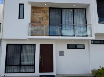 Casa en condominio de 4 habitaciones, El Marqués · Casa en Venta en Zibata / Los Robles