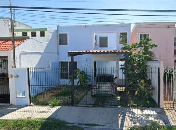 Casa de 3 habitaciones, Mérida · Remate Bancario Casa en Mérida | Chuburná de Hidalgo | Debajo de Valor Comercial