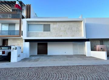 Casa en condominio de 4 habitaciones, Querétaro · Casa en Venta en Lomas de Juriquilla Querétaro