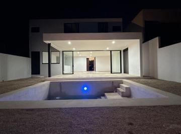 Casa · 280m² · 3 Recámaras · 2 Estacionamientos · Casa en Venta, de 3 Habitaciones, Merida, Yucatán, Conkal