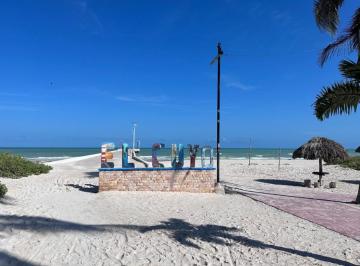 Terreno / Lote · 300m² · En Venta Terrenos en Puerto El Cuyo Yucatan