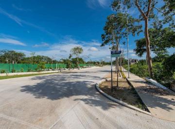Terreno / Lote · 442m² · Terreno en Venta en Zendera de 442 m² en Privada con Amenidades en Conkal