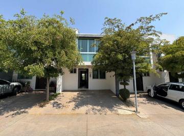 Casa en condominio de 3 habitaciones, Zapopan · Moderna Casa en Condominio en Bugambilias Para Ti