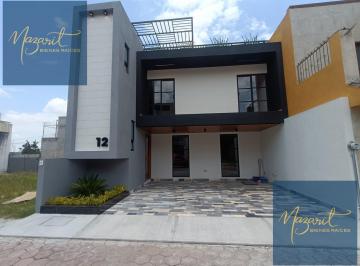 Casa · 180m² · 3 Recámaras · 2 Estacionamientos · Casa en Venta - Tlacomulco, Tlaxcala