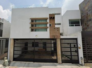 Casa de 3 habitaciones, Monterrey · Pff - Lindo Inmueble en Venta Ubicada en Cumbres, Monterrey