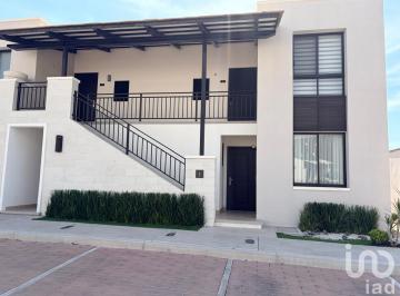 Departamento · 83m² · 2 Recámaras · 1 Estacionamiento · Departamento en Venta en Residencial El Refugio