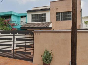 Casa de 4 habitaciones, Monterrey · Pff - Lindo Inmueble en Venta Ubicado en Monterrey