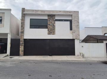 Casa de 3 habitaciones, Saltillo · Casa en Venta en Fracc. La Escondida