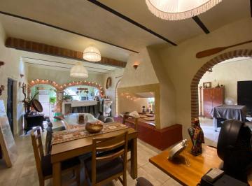 Casa de 5 habitaciones, Tuxcueca · Casa con Alma en Venta en Tepeguaje, Tuxcueca Cerca de Chapala y Mazamitla.