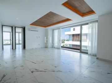 Departamento · 182m² · 2 Recámaras · 2 Estacionamientos · Departamento en Renta en Icono Towers