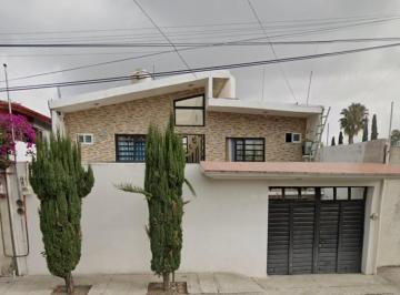 Casa de 4 habitaciones, Puebla · Adquiere Esta Hermosa Casa con Super Ubicacion ¡Alta Plusvalia
