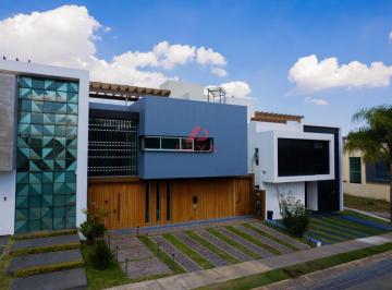 Casa en condominio de 3 habitaciones, Zapopan · Casa en Venta en Valle Imperial Zapopan, Jalisco:3 Recámaras y Diseño Moderno