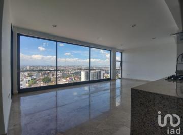 Departamento · 165m² · 3 Recámaras · 2 Estacionamientos · Departamento en Renta en La Paz, Puebla, México
