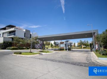 Terreno / Lote , Zapopan · Terreno en Venta en Coto Imperio Aleman, Valle Imperial