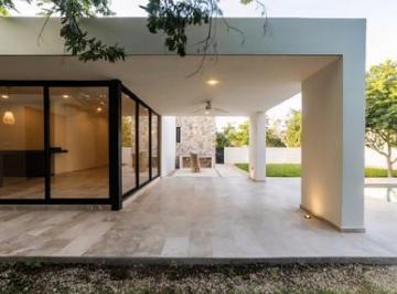 Casa · 307m² · 3 Recámaras · 2 Estacionamientos · Venta de Casa en Dzitya Merida Yucatan