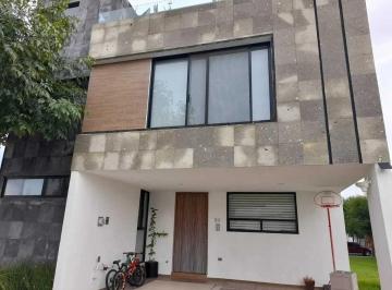 1 · Casa en Venta Puebla Lomas de Angelópolis Parque Querètaro Recámara Abajo