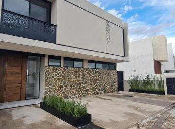 Casa · 265m² · 4 Recámaras · Casa en Corregidora