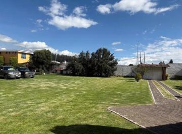 1 · Terreno en Venta en Metepec Estado de México Habitacional Bardeado 1,201 m