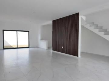 Casa · 245m² · 3 Recámaras · 2 Estacionamientos · Casa en Corregidora