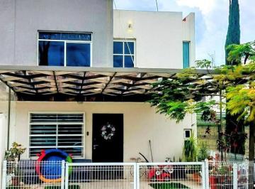 Casa · 93m² · 2 Recámaras · 2 Estacionamientos · Venta de Casa en Residenccial Albazul