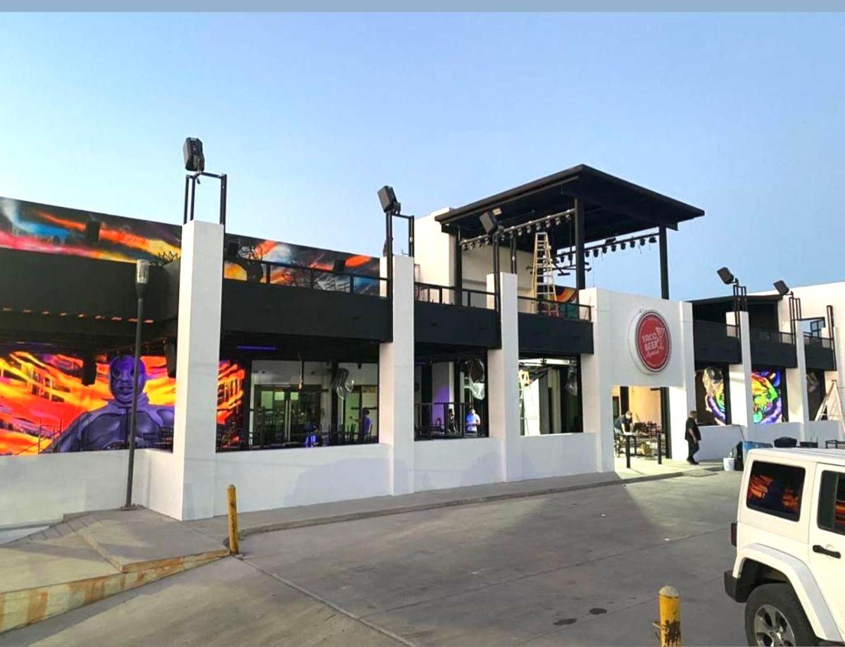 Edificio Comercial en Renta, en Esquina con Ubicacion Premium en Colonia Centro.