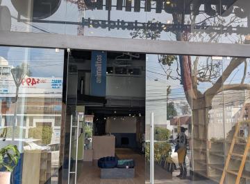 Local Prado Norte , 207 m2 · Renta Local 207 m² Ubicado en Prado Norte, Lomas Virreyes 250,000 con Mantenimiento de 35,000 Mensua