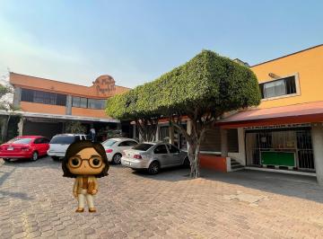 Local comercial de 12 habitaciones, Jiutepec · Plaza Comercial en Venta en Jiutepec; Morelos