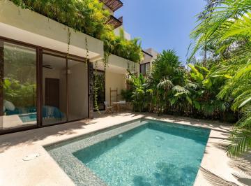 Casa · 196m² · 5 Recámaras · 2 Estacionamientos · Casa en Ya Ax Tulum