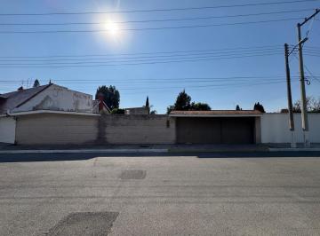 Casa · 426m² · 3 Recámaras · 4 Estacionamientos · Casa en Venta en Cipreses de Zavaleta