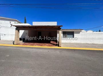 Casa de 3 habitaciones, Querétaro · Casa en Venta 1 Planta en Alamos 3 Recamaras 4 Baños Cuarto de Servicio Alberca