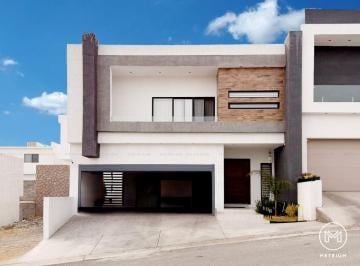 Casa de 3 habitaciones, Chihuahua · Casa en Venta en Torralba Residencial Equipada, Zona Valle Escondido