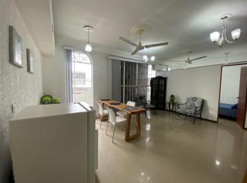 Departamento · 95m² · Departamento - Primero de Mayo