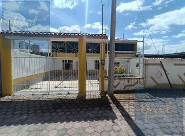 Casa · 195m² · 6 Recámaras · 3 Estacionamientos · Casa en Renta con 6 Recamaras en Teolocholco, Tlaxcala