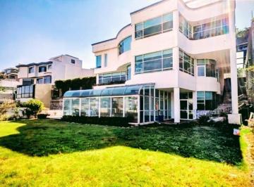 Casa · 1300m² · 4 Recámaras · 5 Estacionamientos · Residencia de Lujo Uso de Suelo Para Embajadas + Potencial Desarrollo