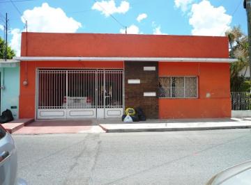 Casa de 4 habitaciones, Mérida · Casa con 301 m² Superficie de Terreno, 4 Recámaras en Venta en Mérida Centro