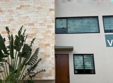 Casa · 123m² · 3 Recámaras · 2 Estacionamientos · Casa 3 Habitaciones en Venta con Roof Top Privado, Entrega Inmediata