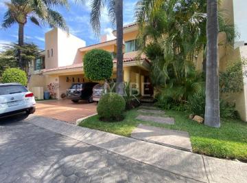 Casa de 4 habitaciones, Zapopan · Casa en Venta Palma Real L