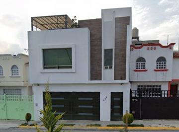 Casa en Venta de 5 habitaciones Fraccionamiento La Puerta de Hierro · ¡Excelenete Casa, Gran Oportunidad! Blvd. Nuevo Hidalgo, Pachuca