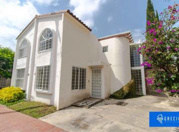 Casa en condominio de 3 habitaciones, San Pedro Tlaquepaque · Casa en Venta – Coto Fernando VII, San Pedro Tlaquepaque