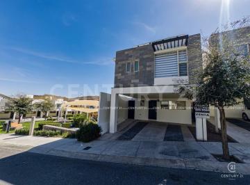 Casa · 173m² · 3 Recámaras · 2 Estacionamientos · Casa en Venta en Fraccionamiento Monticello II en Chihuahua, Chih.