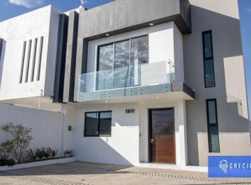 Casa de 3 habitaciones, Tlajomulco de Zúñiga · Casa en Venta en Av Adamar