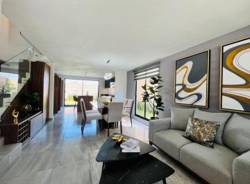Casa de 3 habitaciones, San Andrés Cholula · Casa en Venta con Alberca y Jacuzzi, Tres Recámaras, Lomas Angelópolis