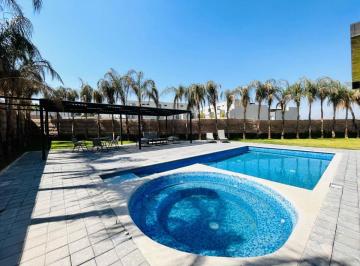 Casa de 3 habitaciones, San Andrés Cholula · Casa en Venta con Alberca y Jacuzzi, Tres Recámaras, Lomas Angelópolis