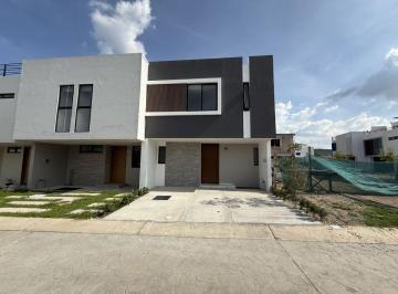 Casa en condominio de 3 habitaciones, Tlajomulco de Zúñiga · Casa en Venta en Coto Zapata, Adamar