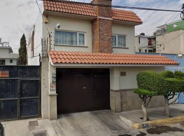 Casa de 4 habitaciones, Gustavo A. Madero · Casa en Venta Remate Bancario Lindavista Gustavo a Madero Cdmx