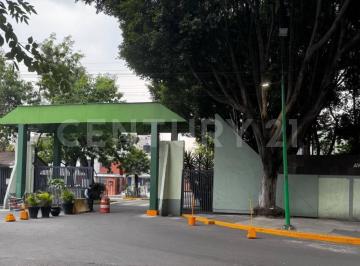 Casa · 65m² · 2 Recámaras · 1 Estacionamiento · Casa en Renta en Canal de Garay