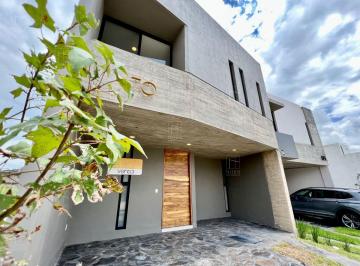 Casa de 3 habitaciones, Zapopan · Casa en Venta Valle Imperial Zapopan Jalisco