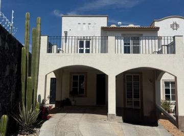 Casa de 4 habitaciones, Querétaro · Casa en Venta en Santorini, El Refugio, Querétaro - Ideal Para Inversionistas
